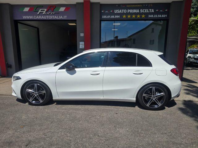 MERCEDES-BENZ A 200 d Automatic LED Ambient 64 MBux Navi NIGHT Pack 18