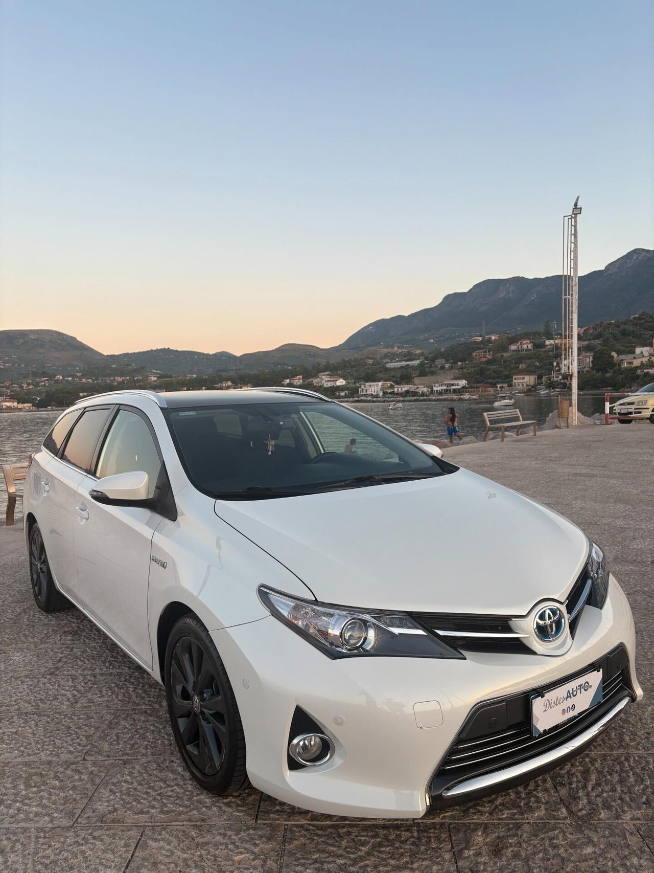 Toyota Auris 1.8 Hybrid batterie garantite