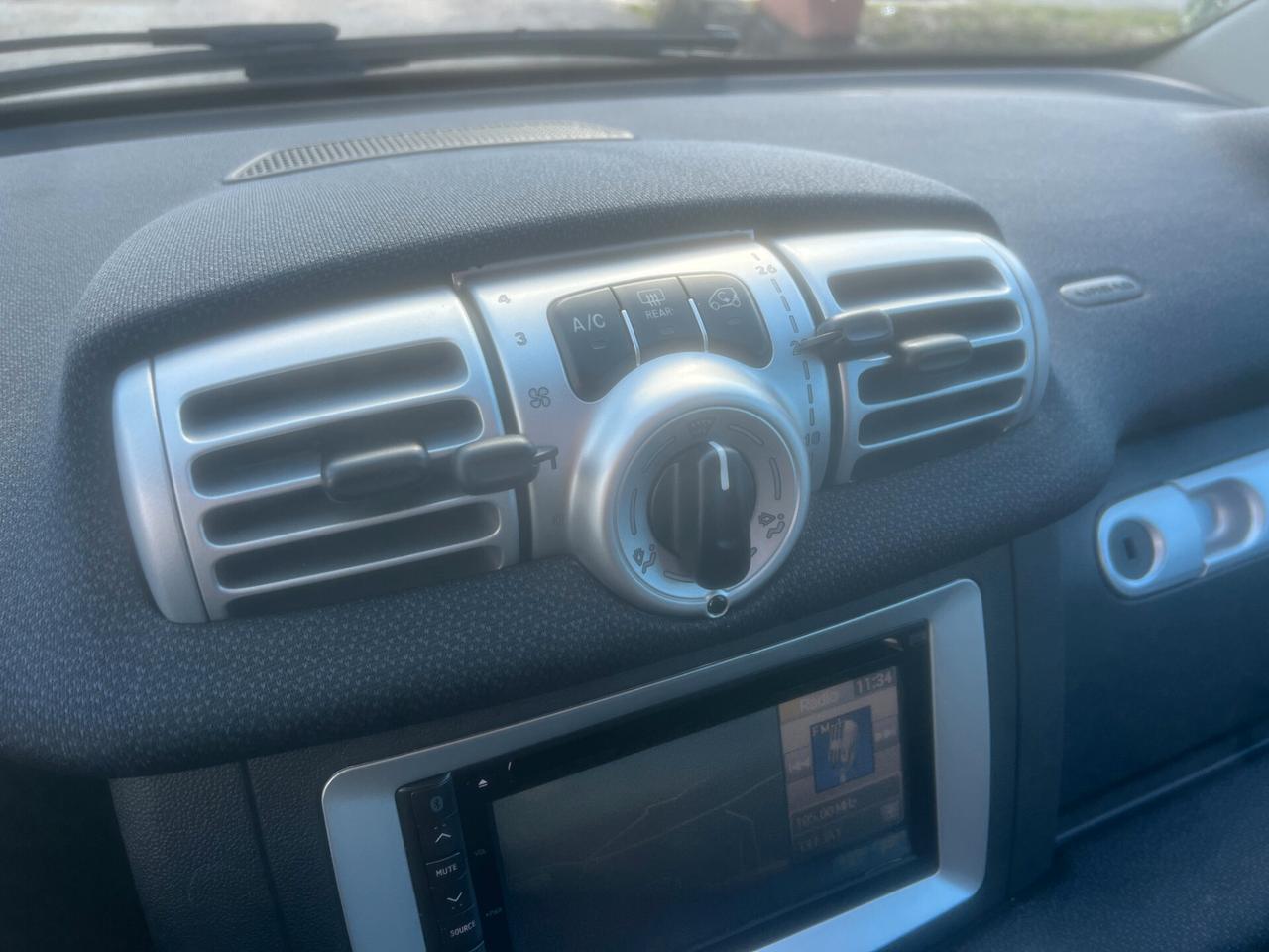 Smart ForTwo 1000 52kW MHD passion-2012