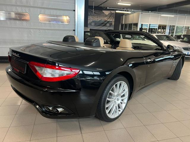 MASERATI GranCabrio 4.7 440CV TAGLIANDI UFFICIALI ! 2 PROPRIETARI !