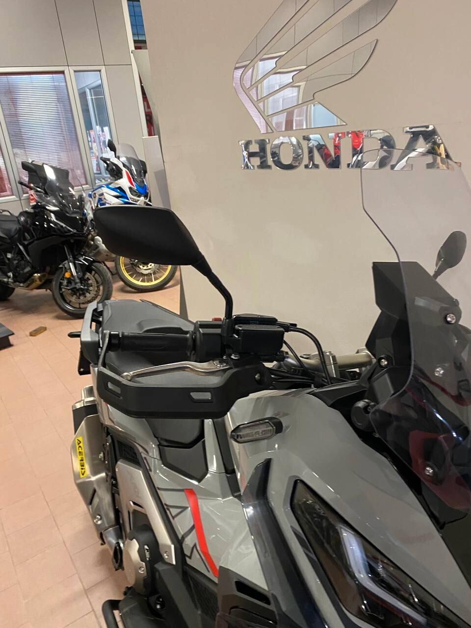 Honda X-ADV 750