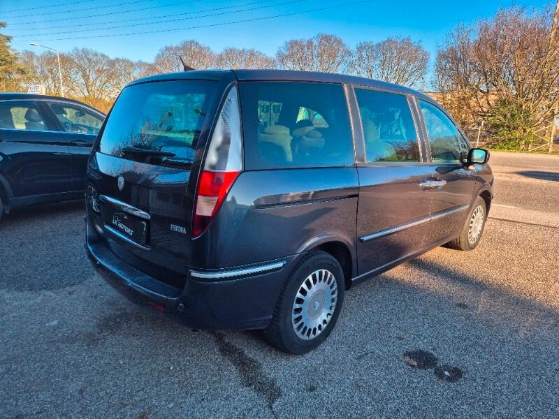 LANCIA Phedra 2.2 MJT Oro