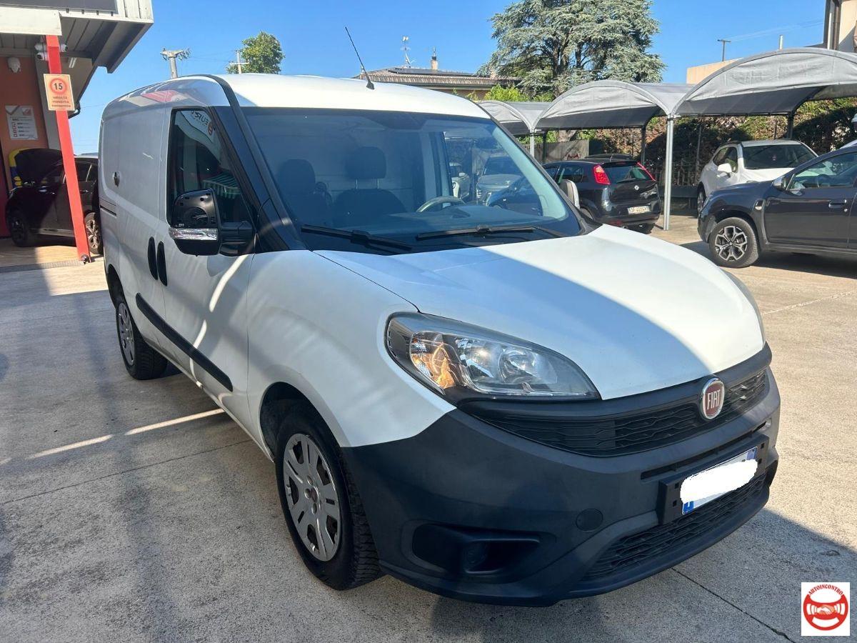 FIAT Doblo cargo 1.6 mjt 16v 105cv E5+ cargo 1.6 mjt 16v SX 105cv E5+ F.L.