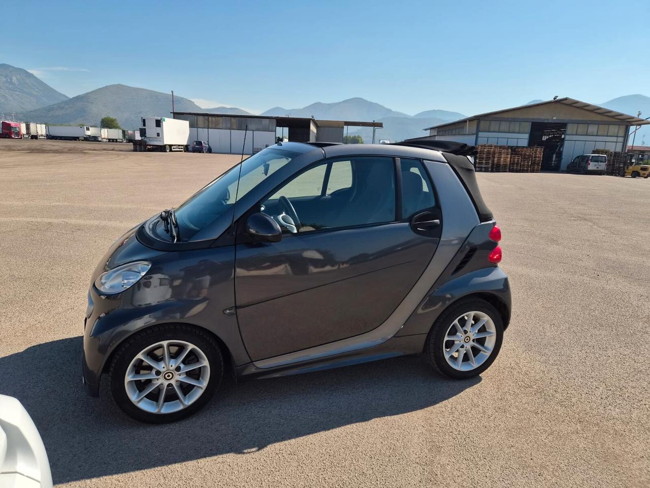 Smart ForTwo 1000 52 kW MHD cabrio passion
