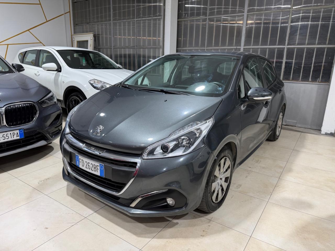 Peugeot 208 BlueHDi 75 5 porte Allure