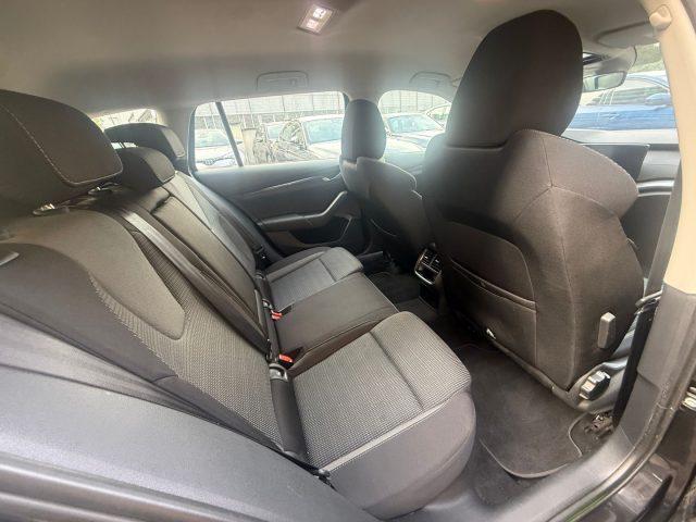 SKODA Octavia 1.0 e-TEC DSG Wagon Executive