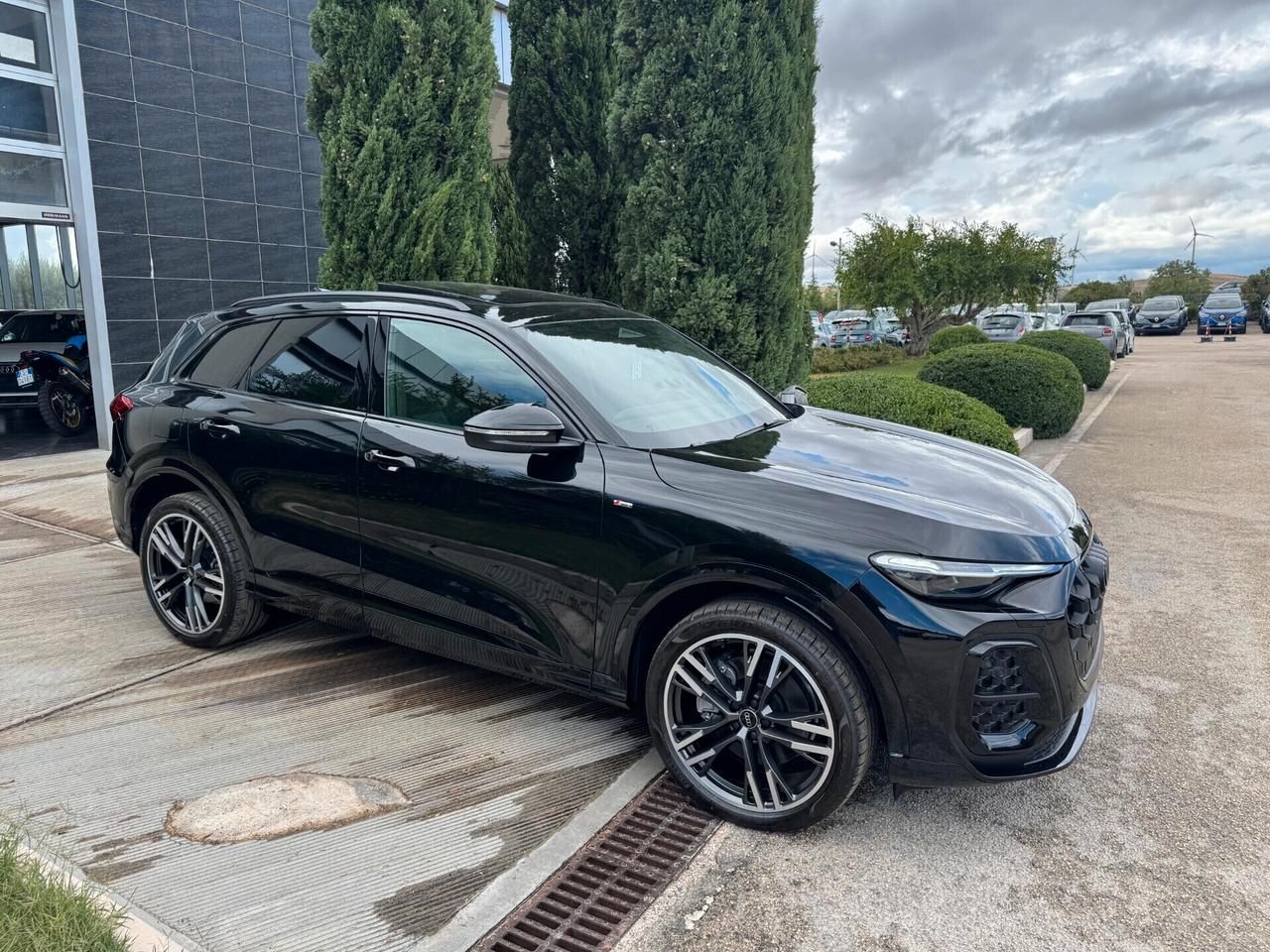 *PROMO OTTOBRE* Audi Q5 40 TDI 204 CV quattro S-tronic S-line