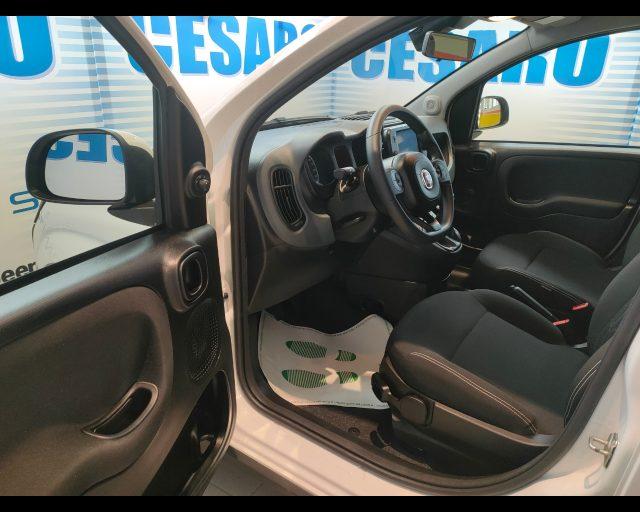 FIAT New Panda 1.0 firefly hybrid Cross s&s 70cv 5p.ti