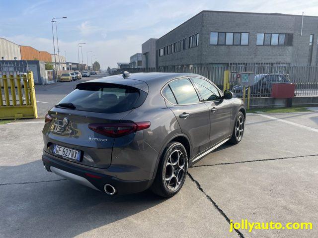 ALFA ROMEO Stelvio 2.2 Turbodiesel 160 CV AT8 RWD Rosso Edizione