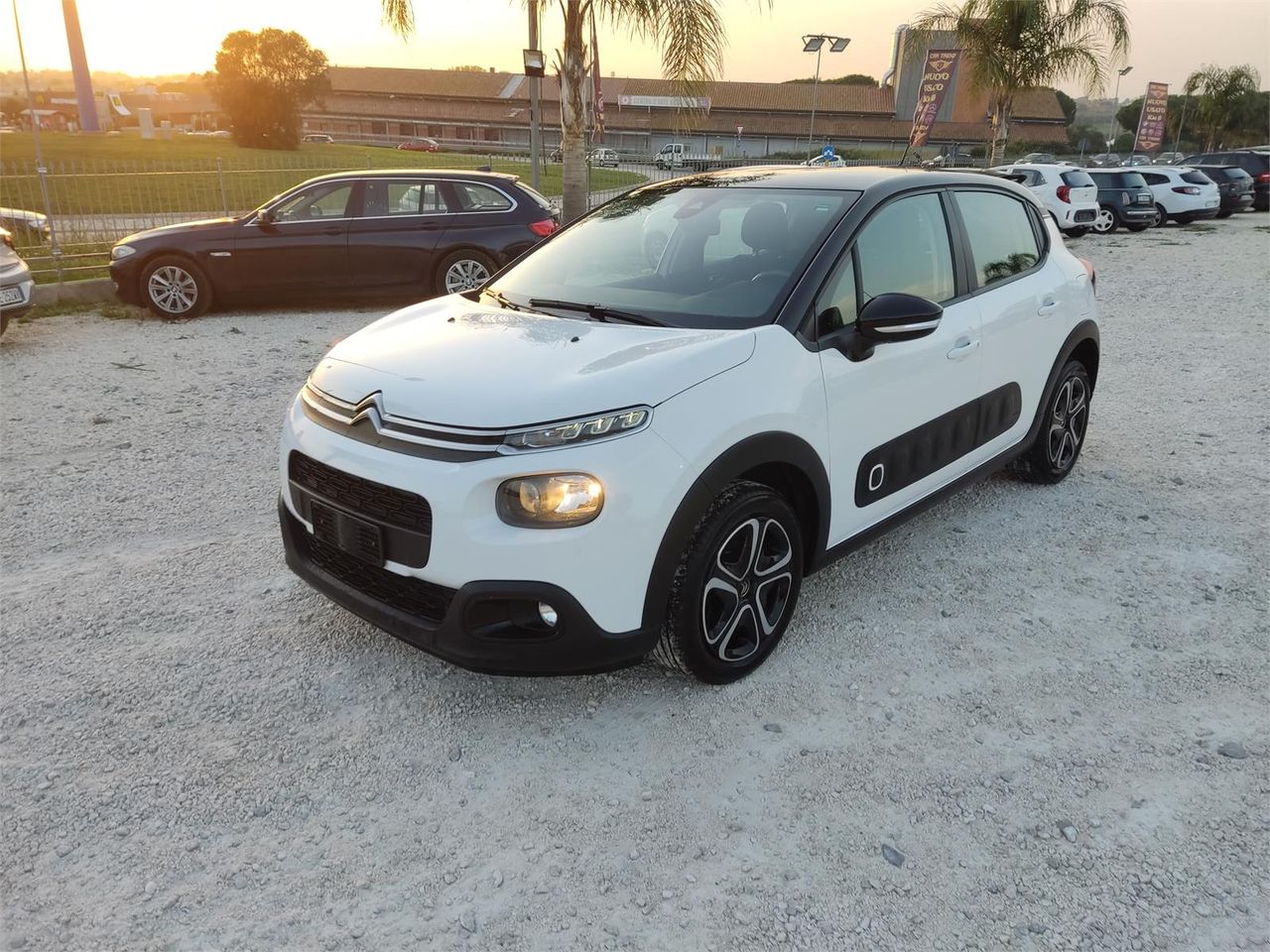 CITROEN C3 C3 BlueHDi 100 S&amp;S Shine