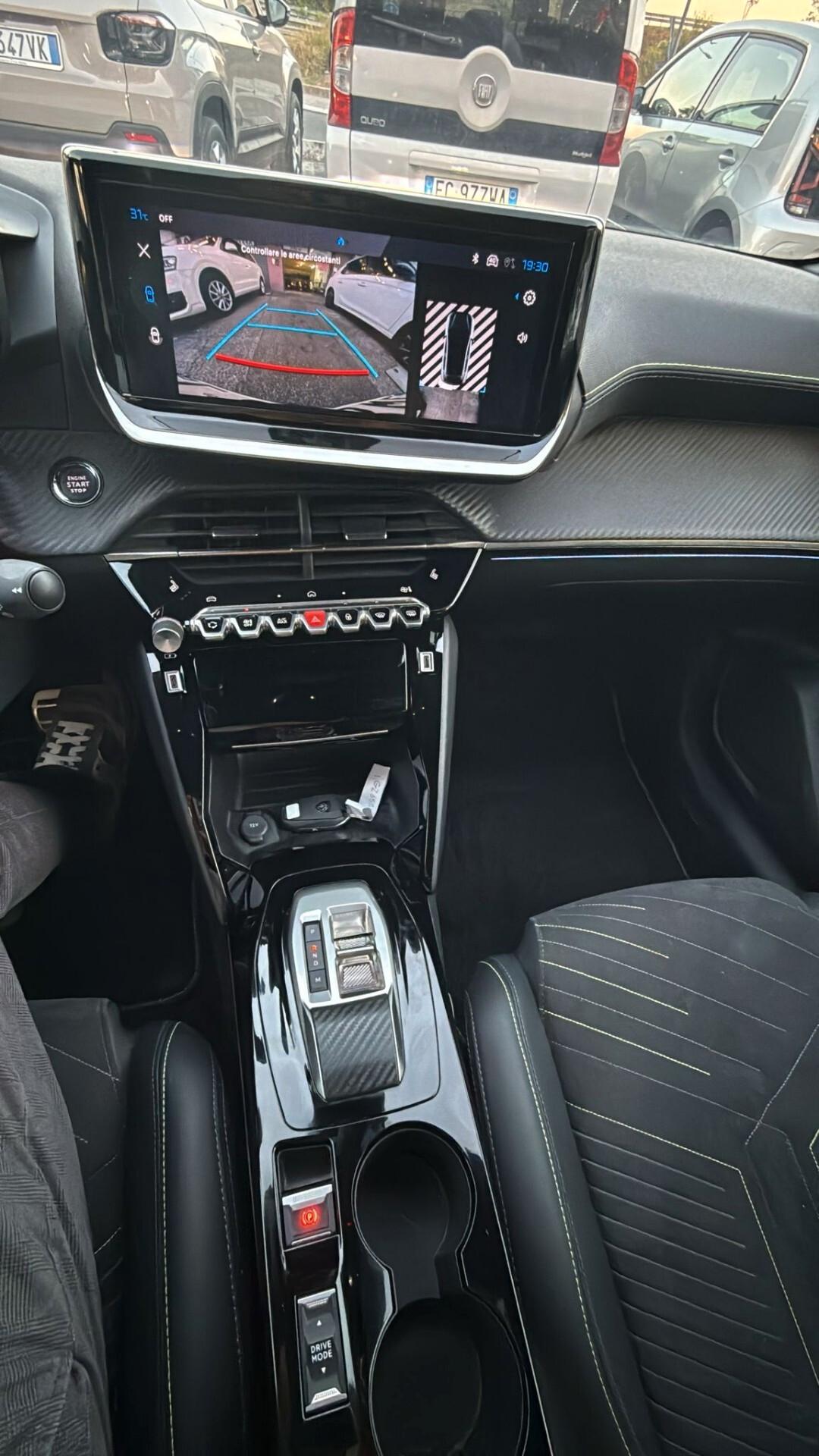 Peugeot 208 hybriyd 145 e-dcs6 Stop&Start 5 porte GT