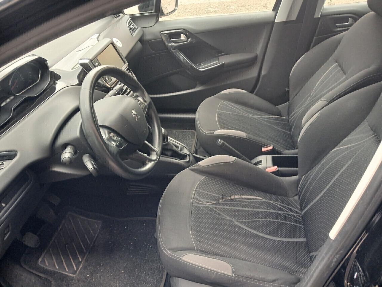 Peugeot 208 1.0 VTi 68 CV 5 porte Access
