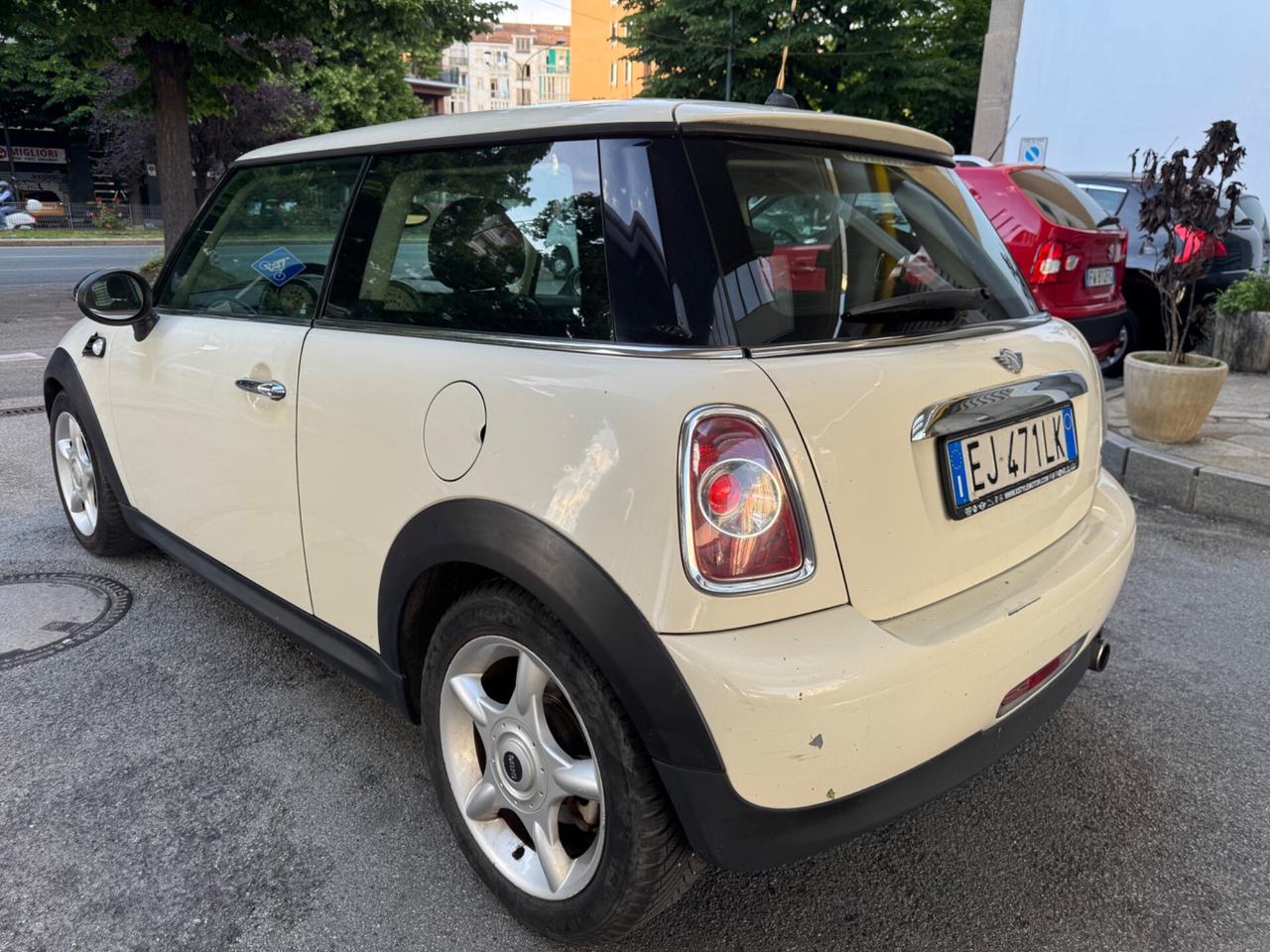 Mini Mini 1.6 16V One (55kW)