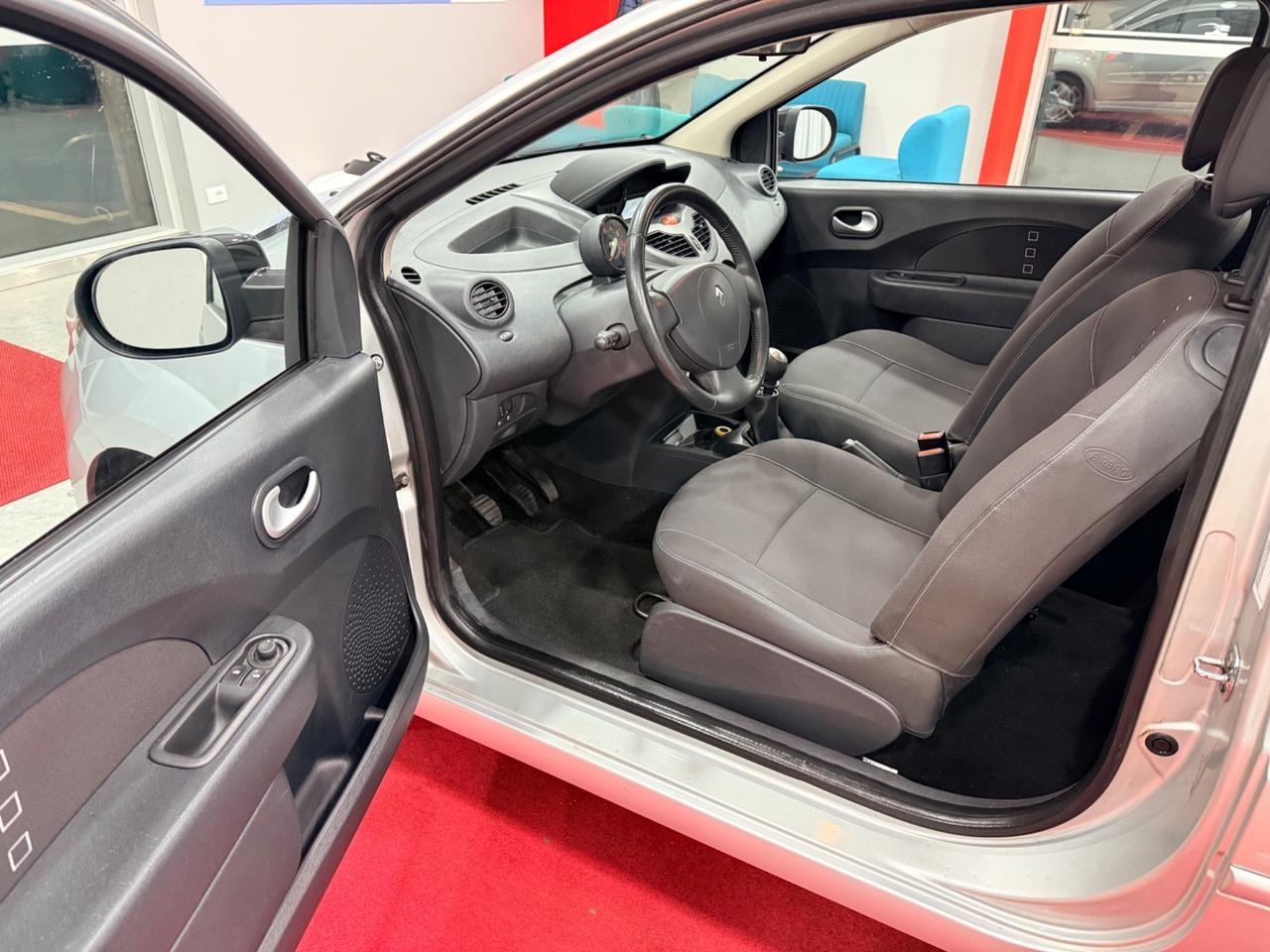 Renault Twingo 1.2 16V 75cv benzina OK NEOPATENTATI