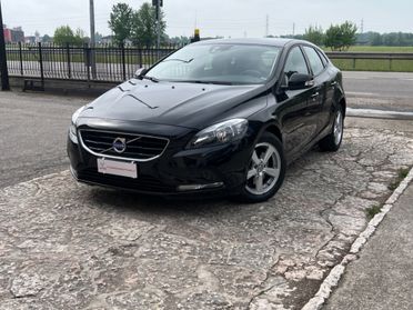 Volvo V40 D2 Momentum 2.0 120cv