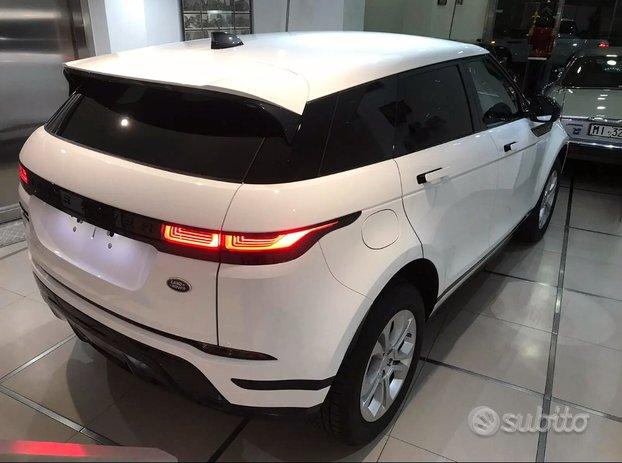 Range rover evoque se 2.0 165 cv nuova km0