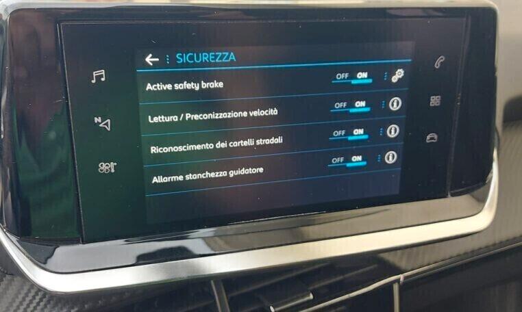 Peugeot 2008 1.5 BlueHDi Active Pack 100cv Full Led Carplay Uniproprietario