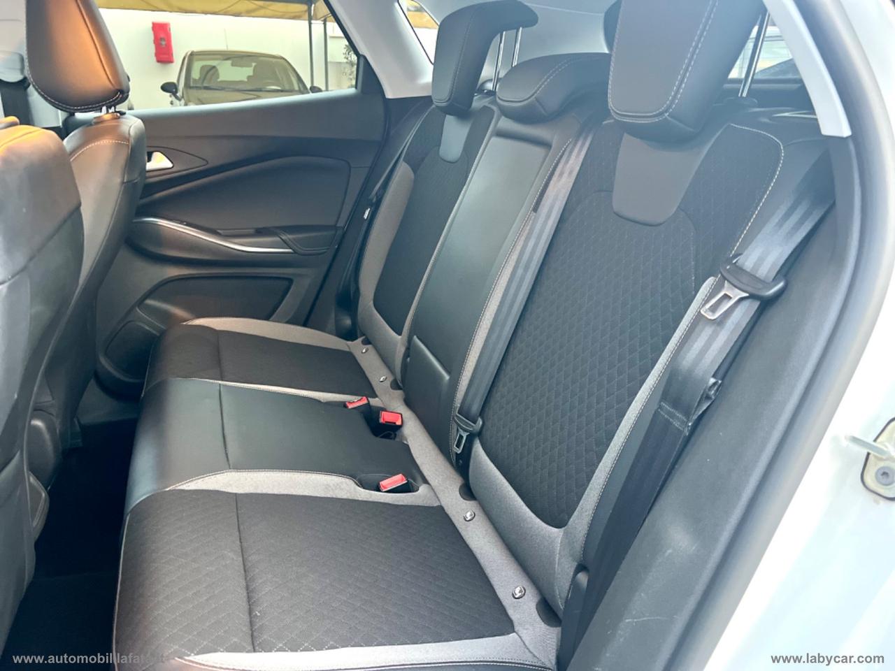 OPEL Grandland X 1.6 Hyb. Plug-in aut.FWD ELEGANCE 04/2021 36.300KM