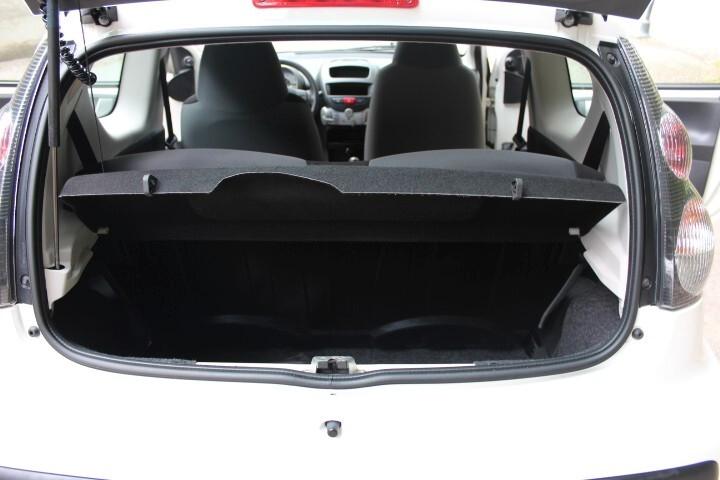 Citroen C1 1.0 IE Attraction 75.000KM CERTIFICATI 8 GOMME INVERNALI\ESTIVE CLIMATIZZATA