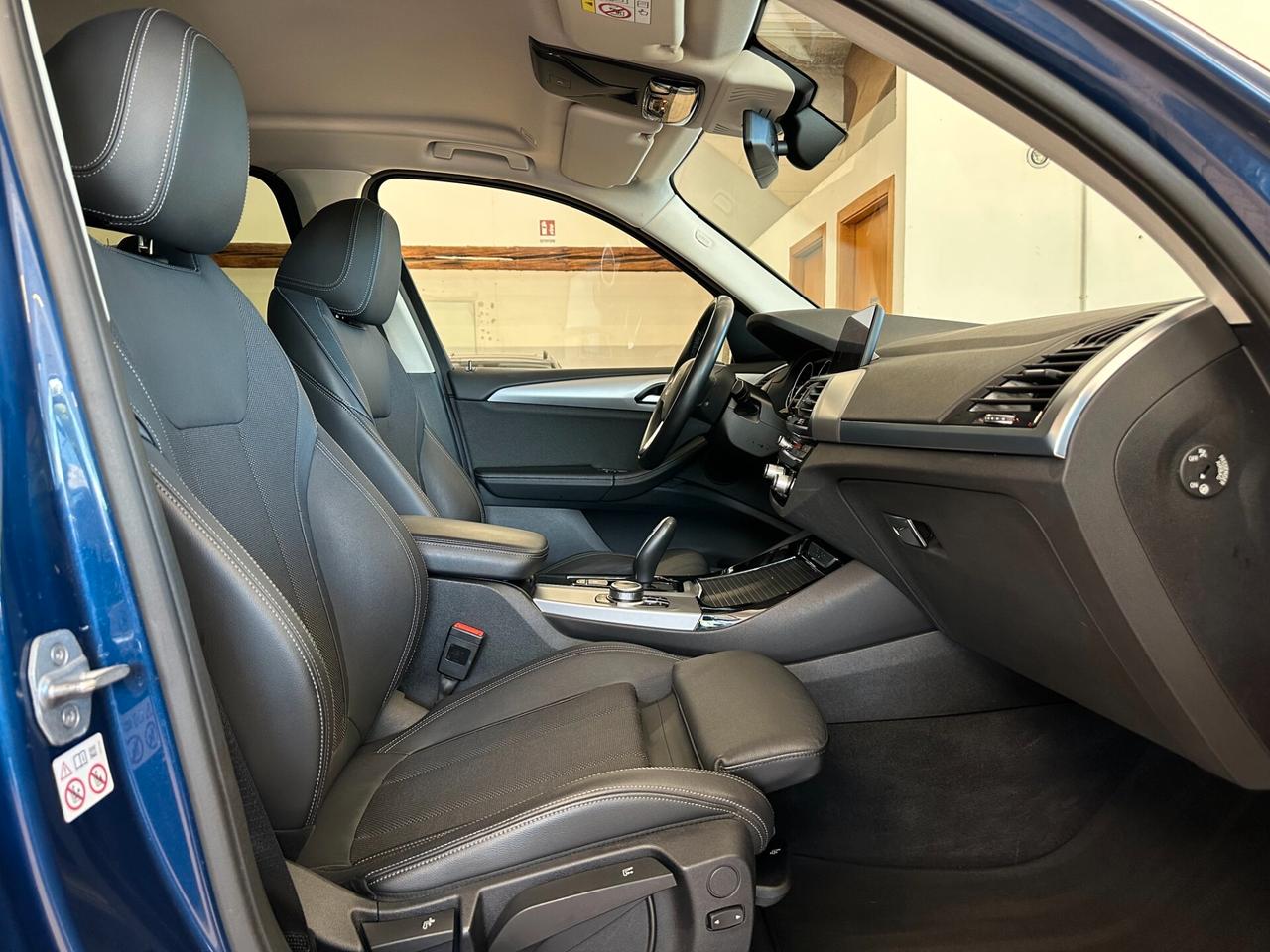 BMW X3 20D XDRIVE BUSINESS ADVANTAGE *CARPLAY*CAMERA*NAVI*