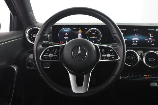 MERCEDES-BENZ A 180 A 180 d Automatic Sport
