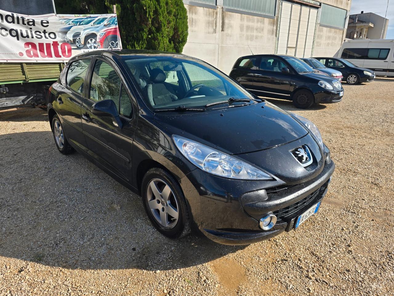 Peugeot 207 1.4 8V 75CV 5p. X Line ECO GPL