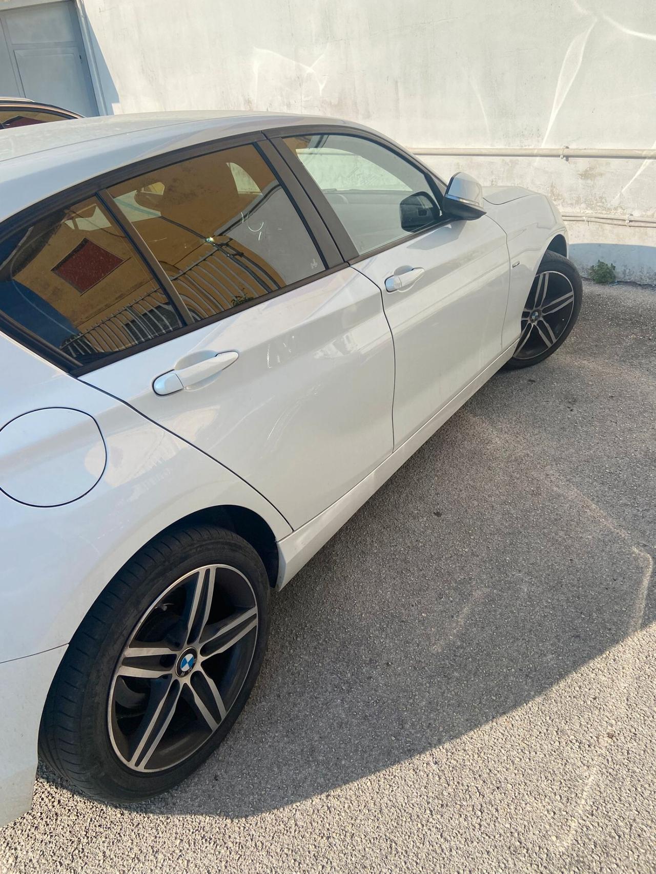 Bmw 118 118d 5p. Msport interno esterno