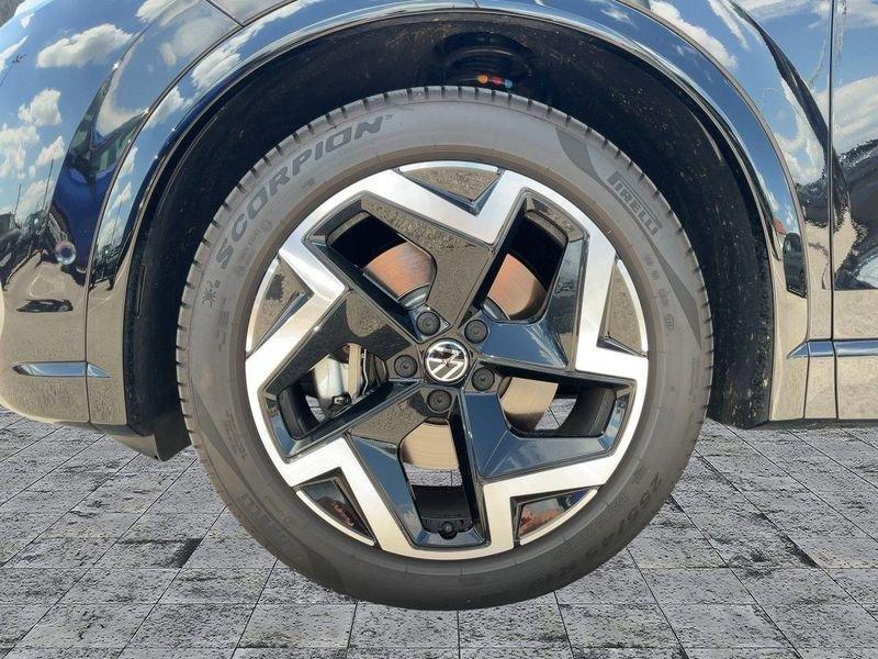Volkswagen Tiguan 2.0 TDI 150 CV EVO SCR DSG Nuovo Modello R-Line 19" Led Matrix Camera 360°