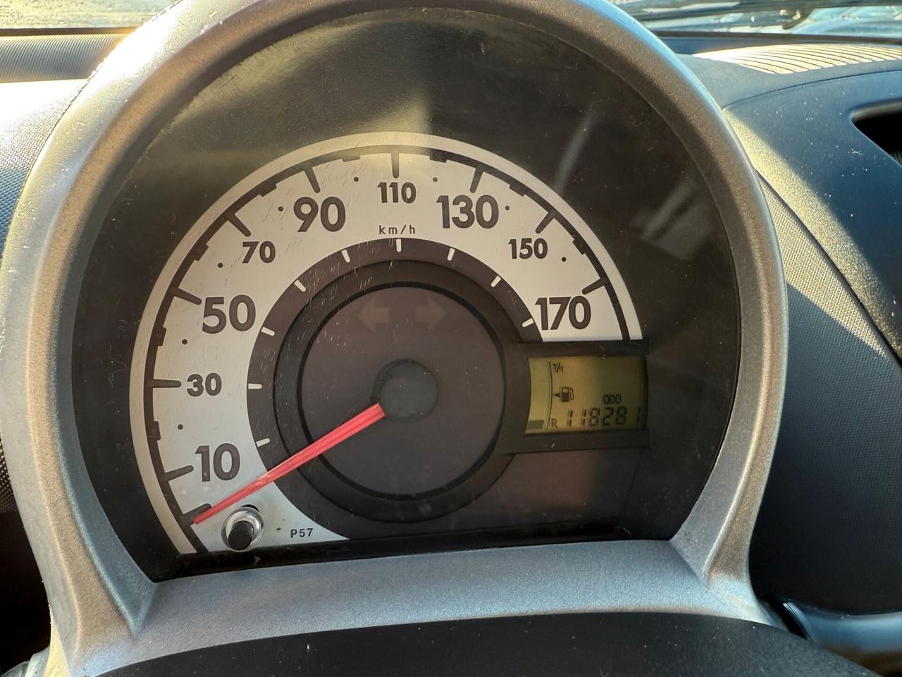 Toyota Aygo 1.0 VVT-i 69 CV 5 porte x-business