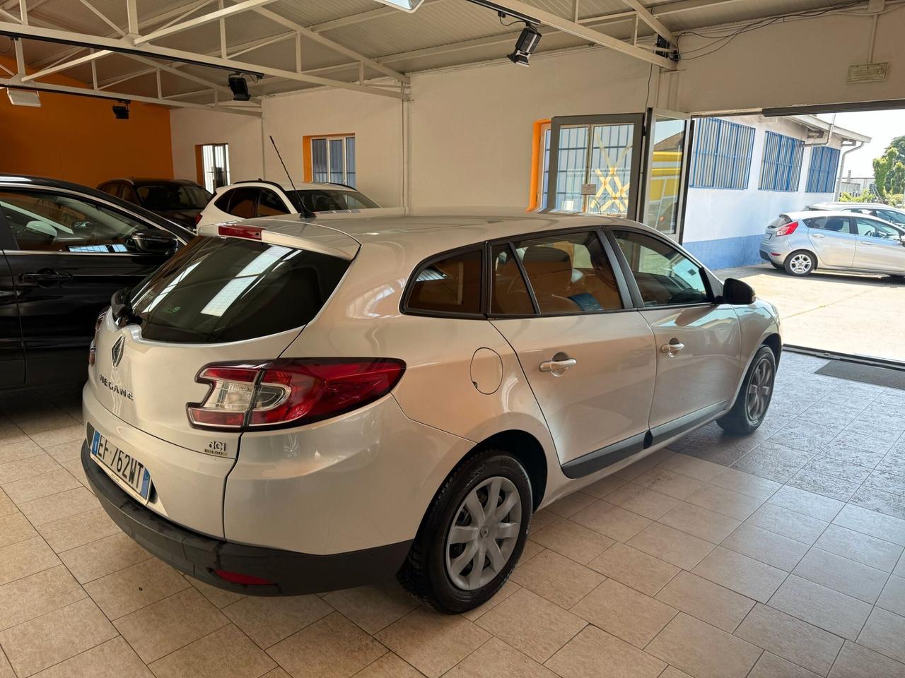 Renault Megane Mégane 1.5 dCi 110CV SporTour Ecobusiness Premium