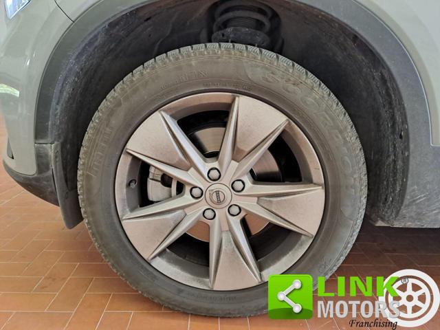 VOLVO XC40 B3 automatico Core