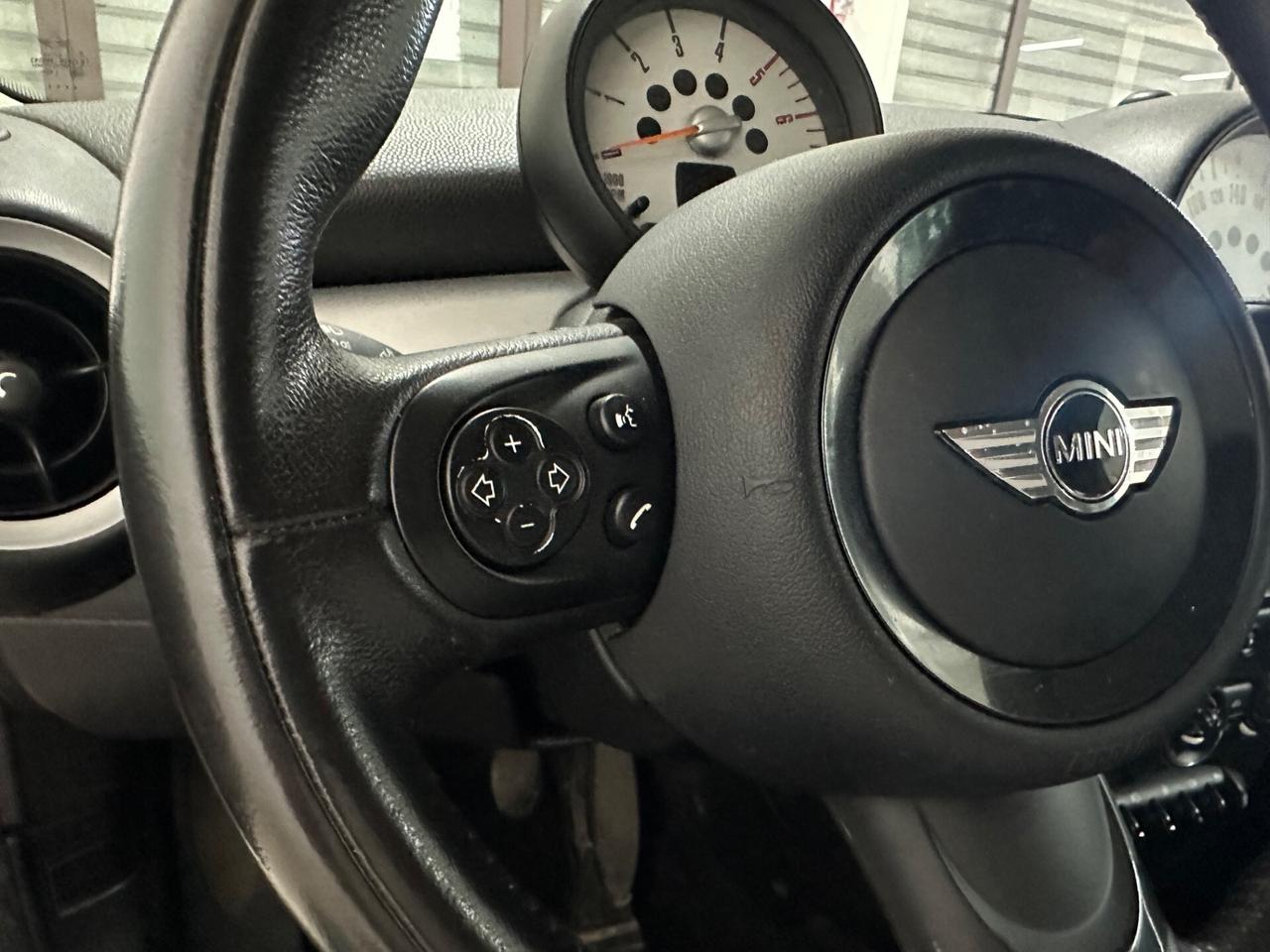 MINI 1.6 (90) One D 2011