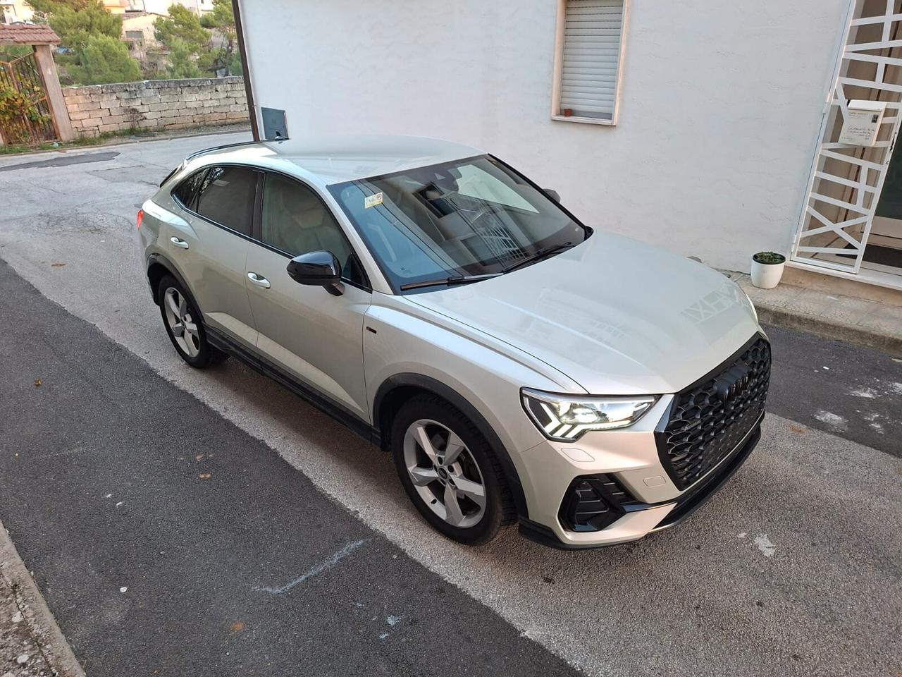 Audi Q3 45 TFSI quattro S tronic line edition