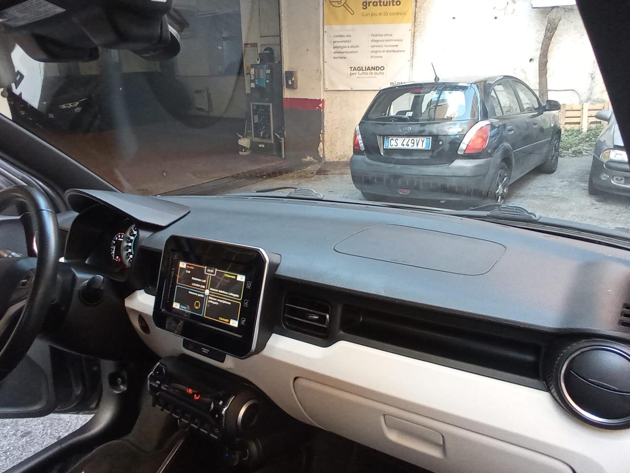 Suzuki Ignis 1.2 Hybrid Top