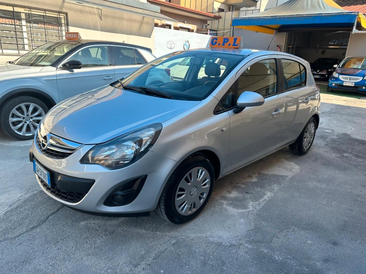 Opel Corsa 1.2 85CV 5 porte GPL-TECH Edition