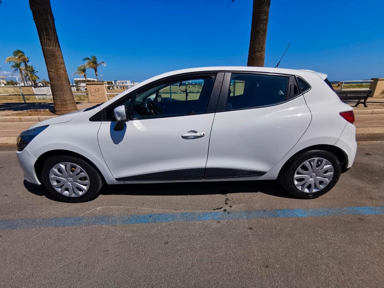 Renault Clio 1.2 75CV 5 porte Life 2016