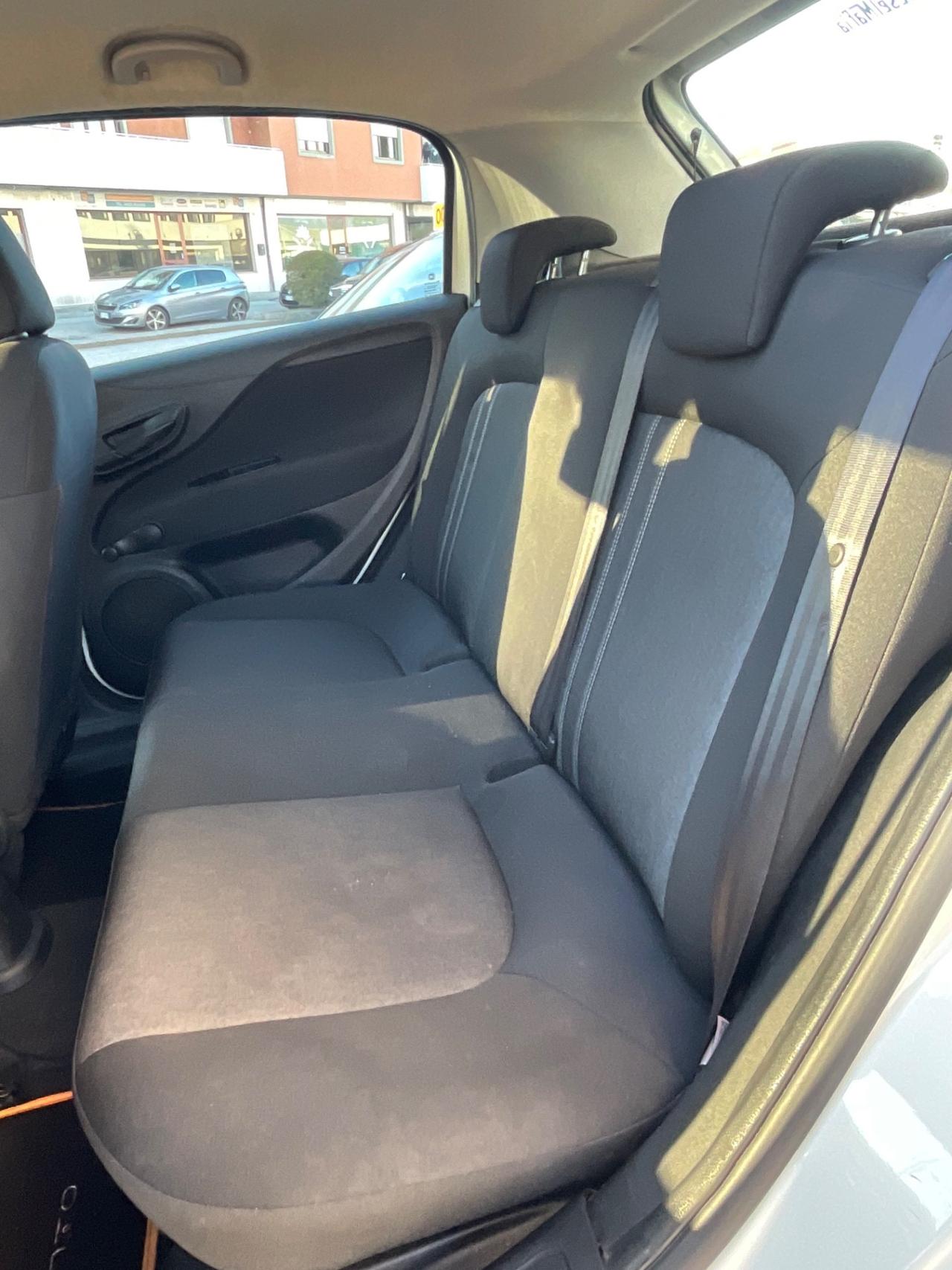 Fiat Punto 1.3 MJT II 75 CV 5 porte Street