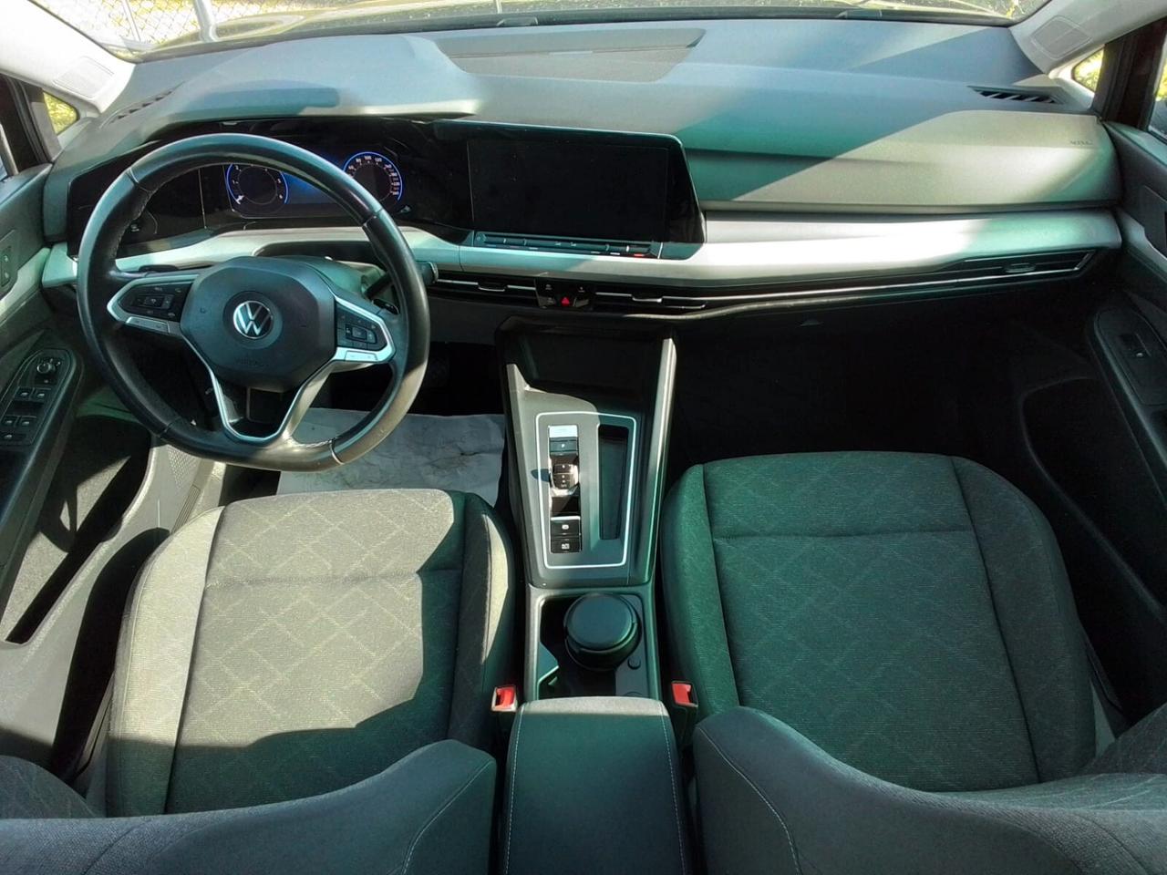 Volkswagen Golf Life 2.0 TDI 150cv DSG