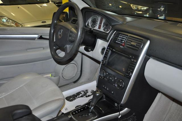MERCEDES-BENZ B 180 NGT BlueEFFICIENCY *AUTOMATICA/NAVI*
