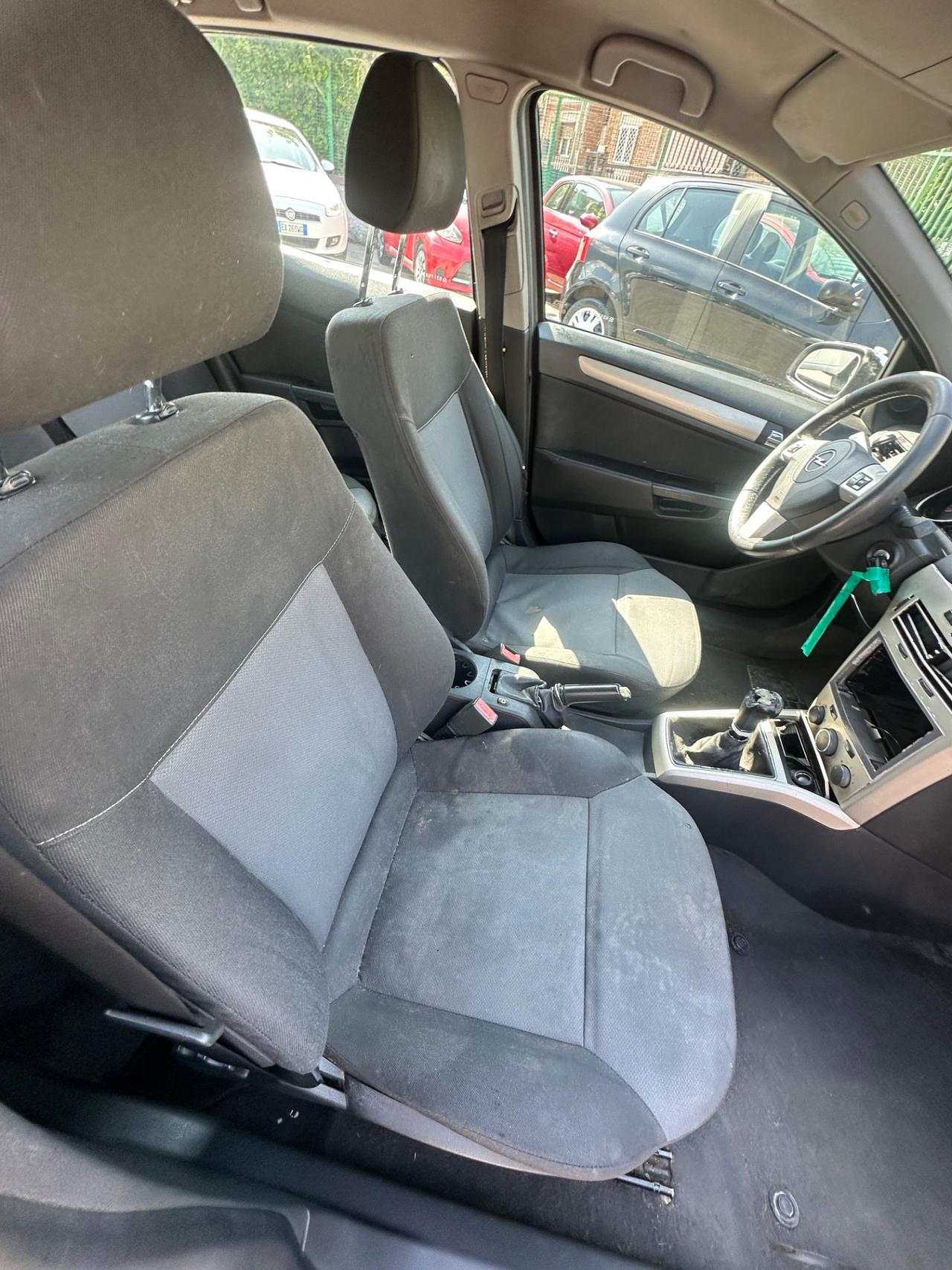 Opel Astra 1.6 T 16V 5 porte Cosmo