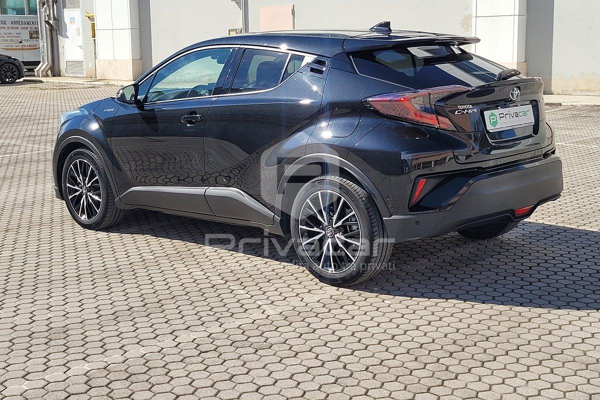 TOYOTA C-HR 1.8 Hybrid E-CVT Lounge