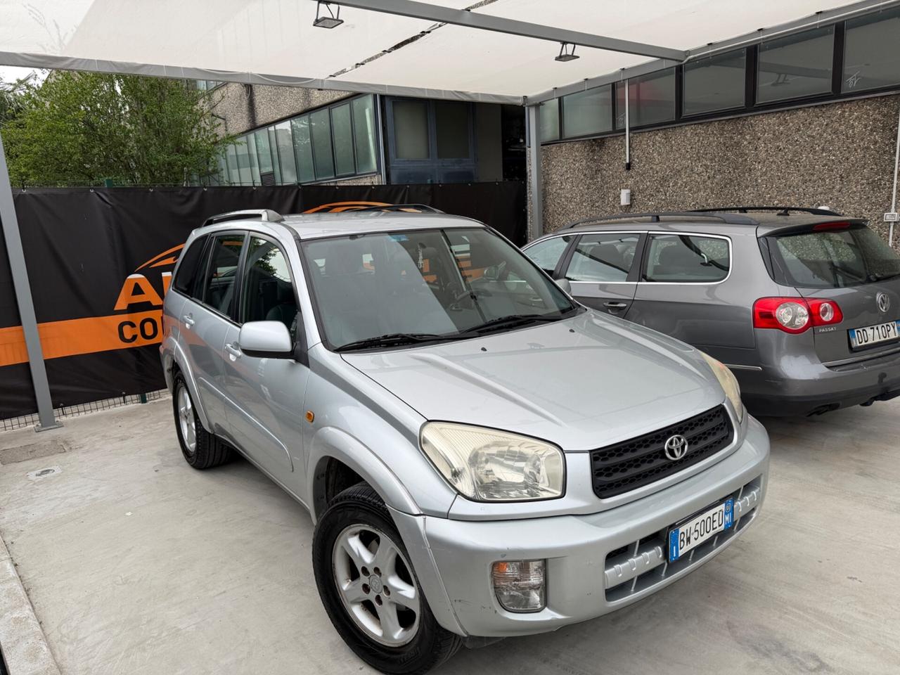 TOYOTA RAV4 2.0 16V BENZ-GPL 2032 4X4 UNI PROP