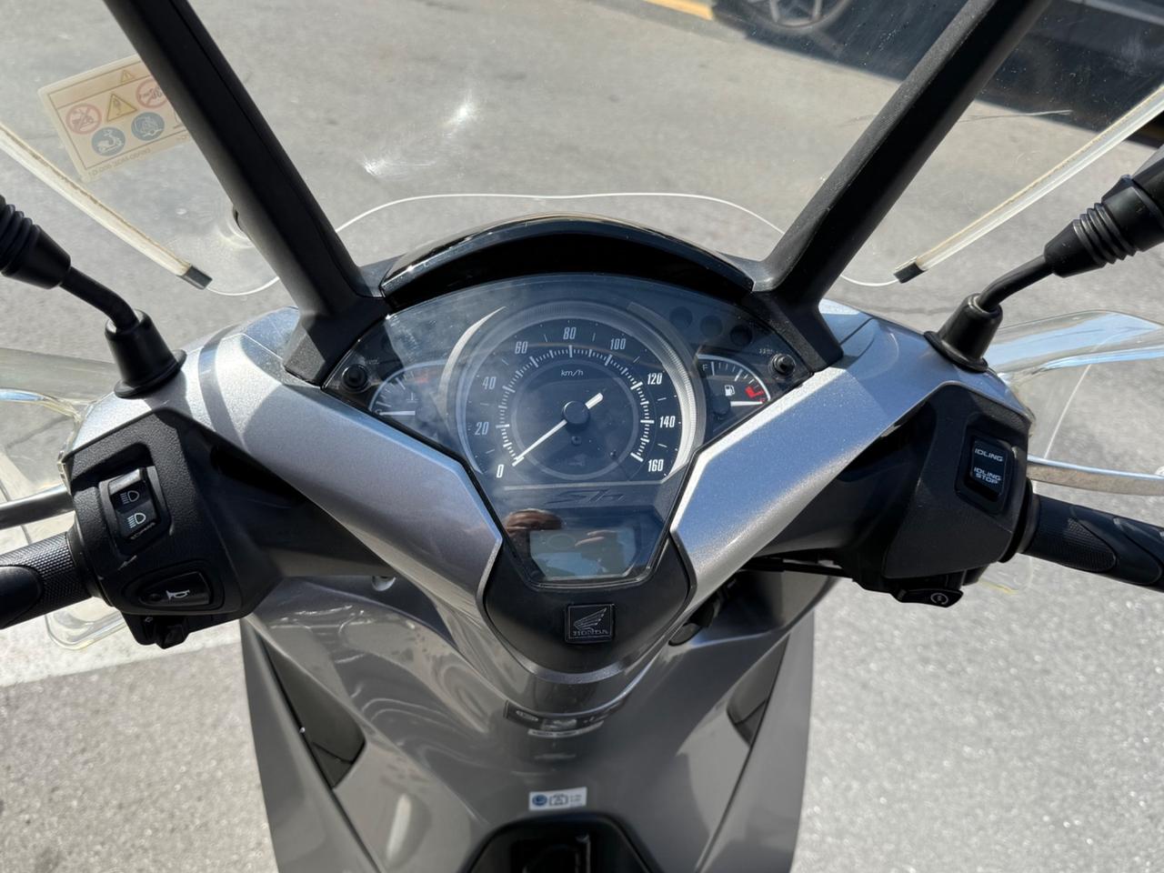 HONDA SH 125 i.e ABS - SOLO 4000 km -