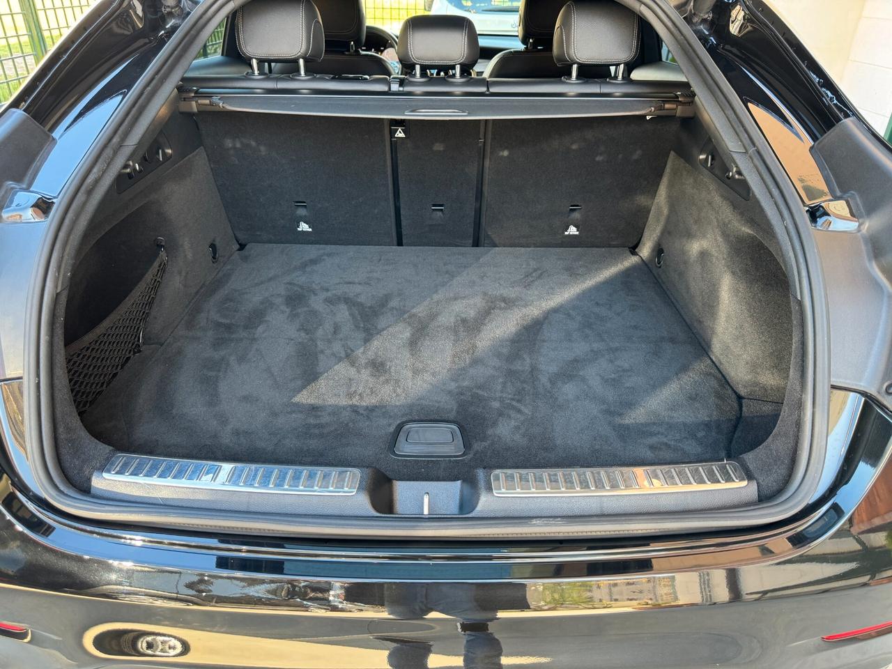 MERCEDES-BENZ GLC 300d COUPE' PREMIUM 245 CV 4matic AIRMATIC