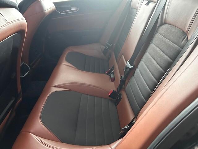 Alfa Romeo Giulia 2.2 Turbodiesel 180 CV Super