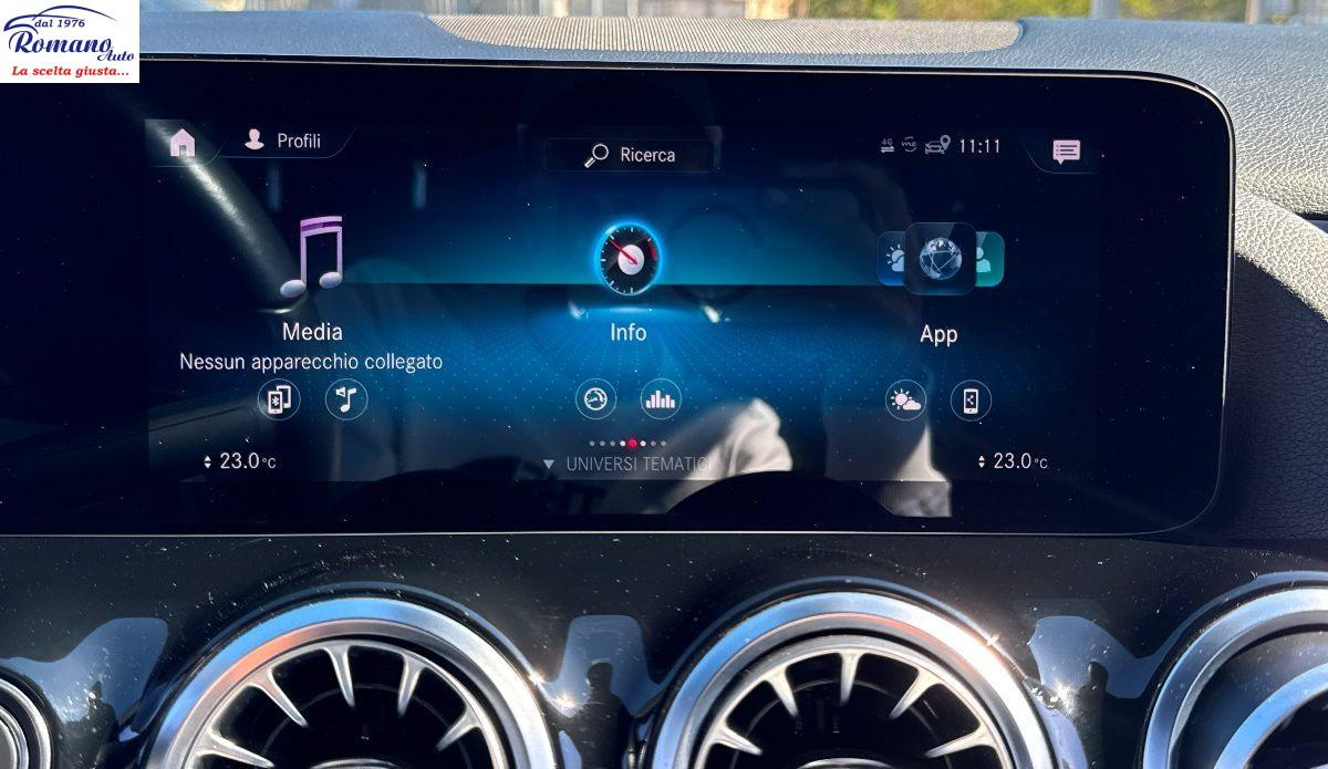 MERCEDES - Classe GLA - 200 d Automatic Sport#PACK LUCI AMBIENTE!