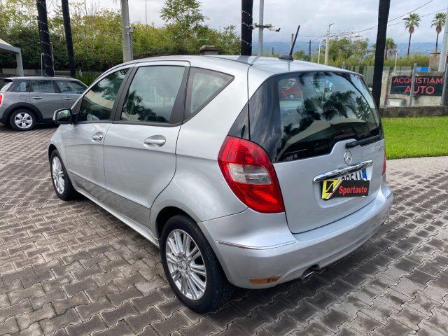 MERCEDES-BENZ A 180 CDI Elegance C. AUTOMATICO