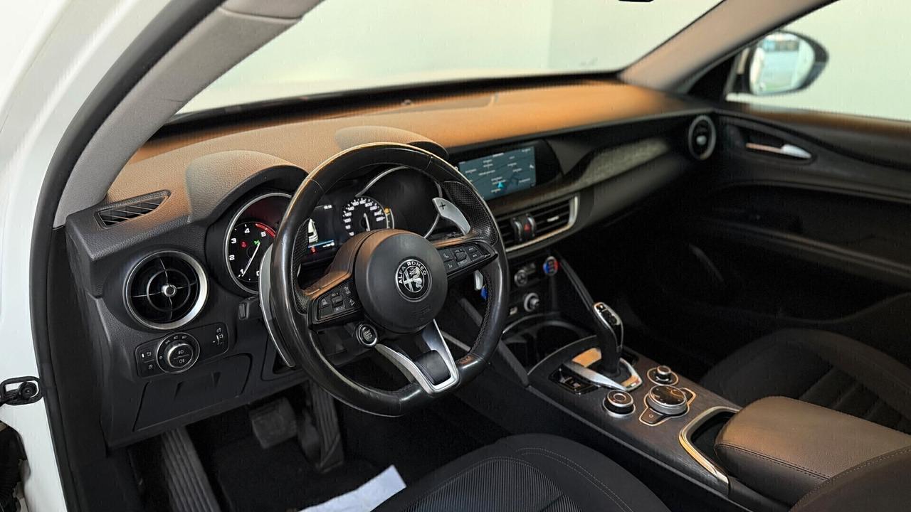 Alfa Romeo Stelvio 2.2 Turbodiesel 190 CV AT8 Q4 Executive
