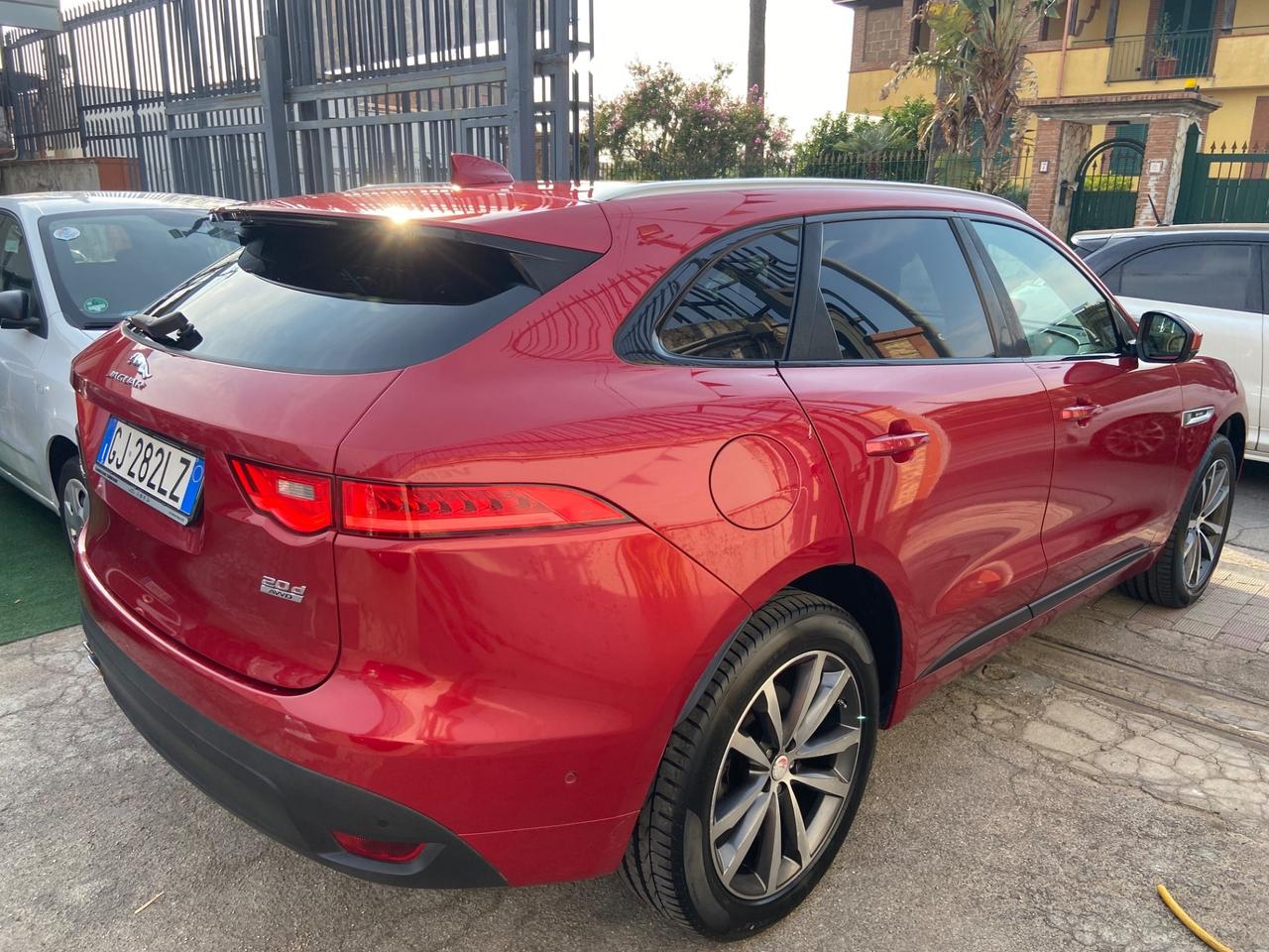 Jaguar F-Pace 2.0 D 180 CV Pure AUTOMATICO