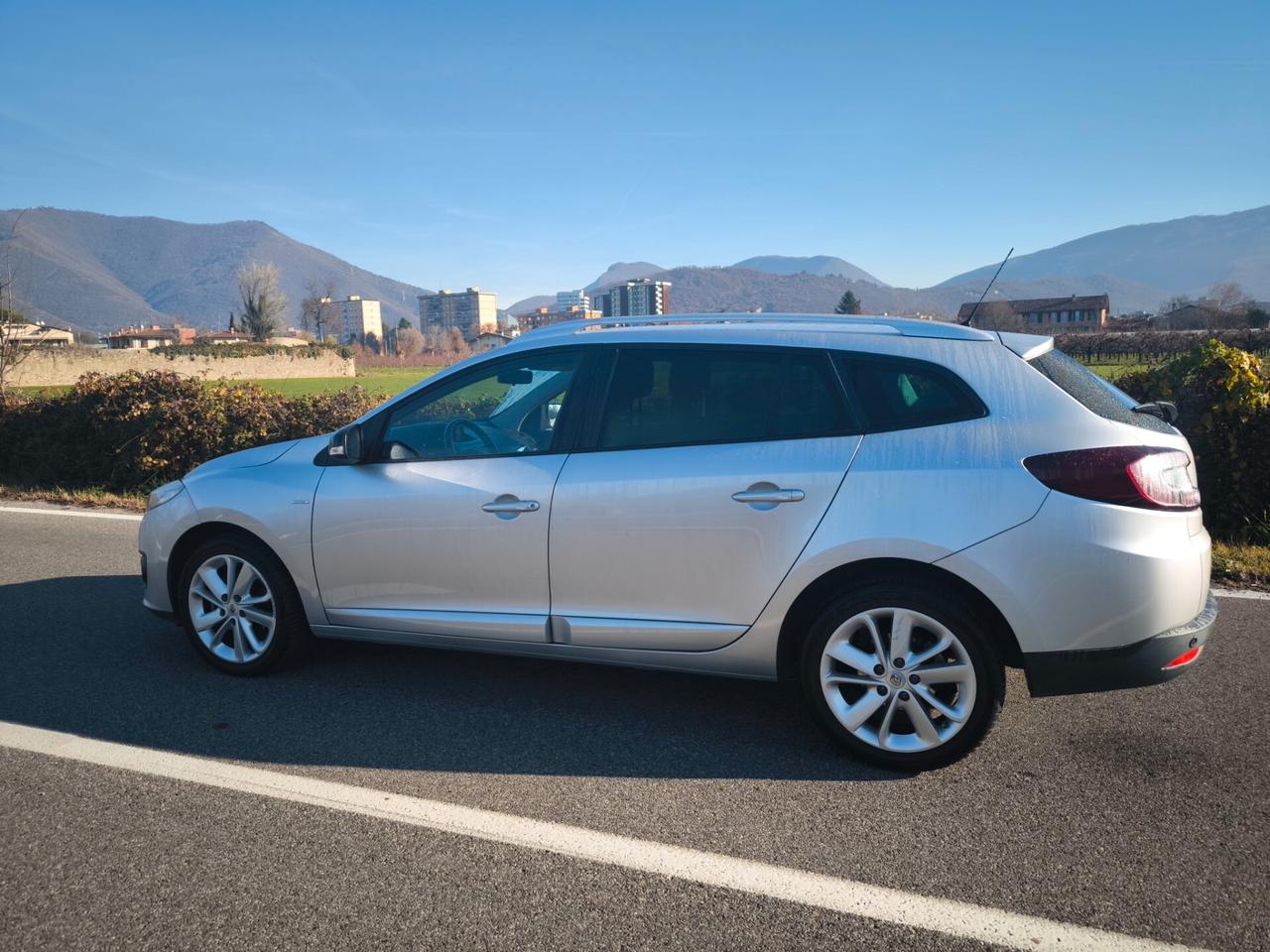 RENAULT MEGANE SW 1,5 DCI – EURO 6-OK NEOPATENTATI
